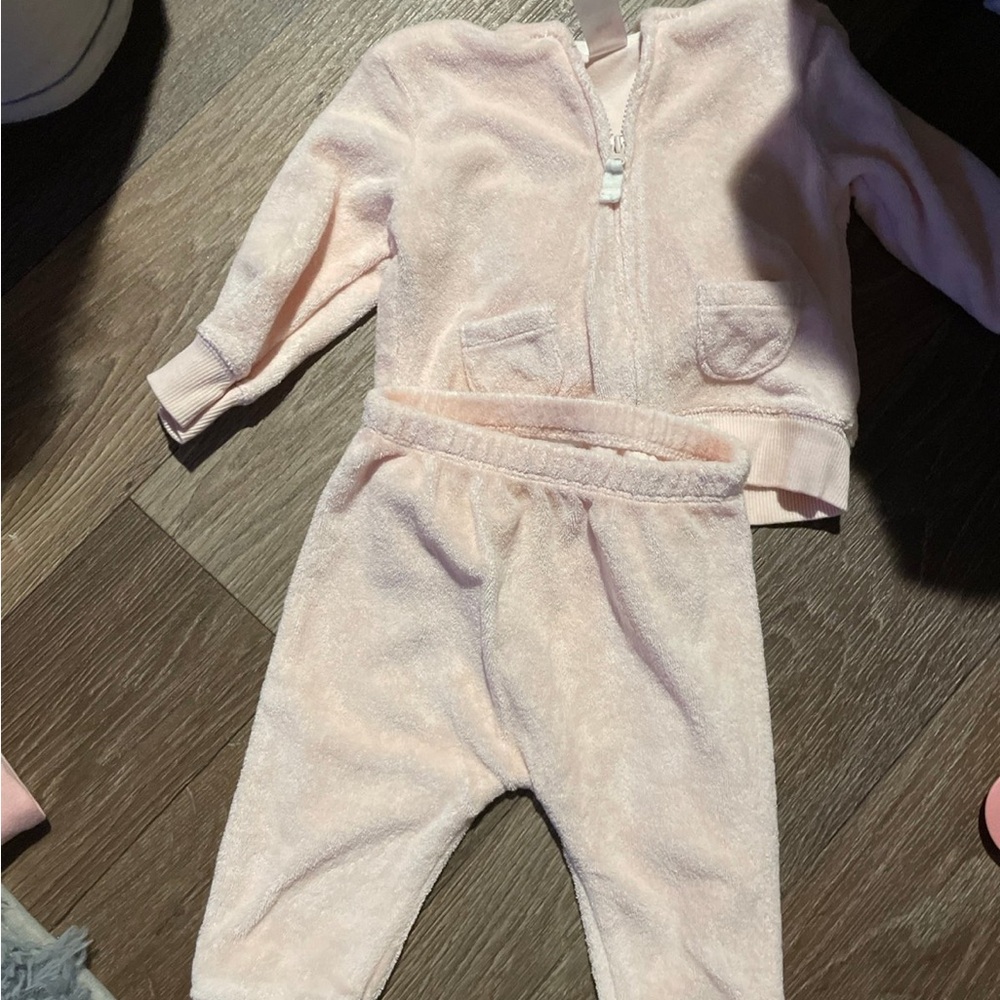 Carters set
